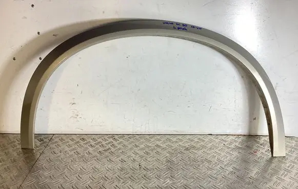 Volvo XC90 Front arch trim 31378162