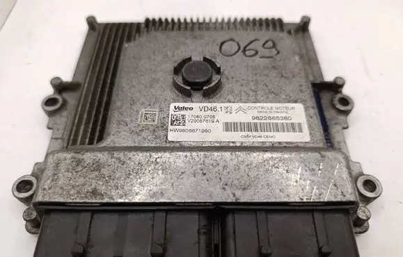 Peugeot 3008 I Engine control unit/module 9822865380 170800705 V29087619A