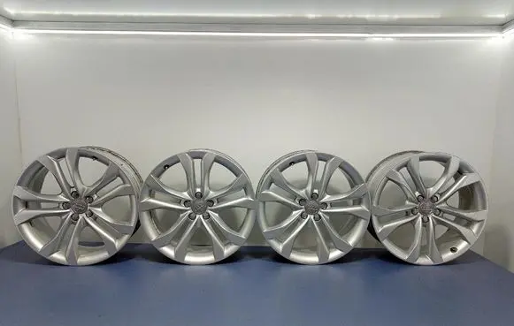 Audi Q5 SQ5 R18 alloy rim 