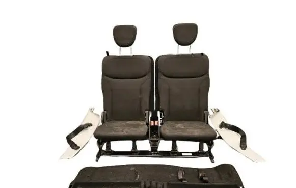Fiat 500L Third row seats 