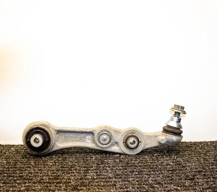 Front lower control arm/wishbone