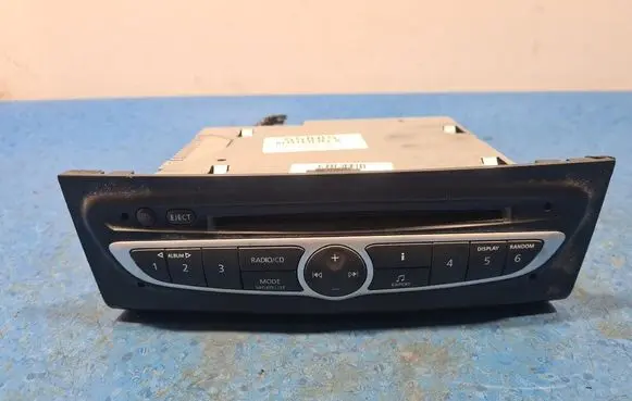 Renault Koleos I Radio/GPS head unit trim 28185JY01A