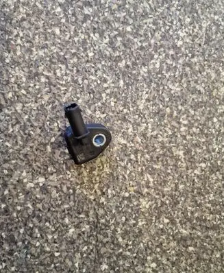 Chrysler 200 Airbag deployment crash/impact sensor