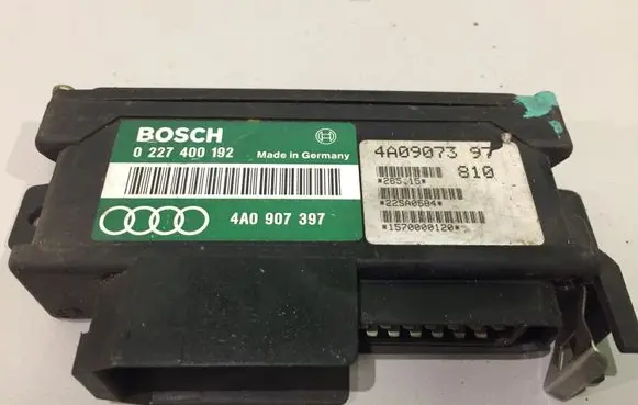 Audi 100 S4 C4 Combustion control unit/module 4A0907397 0227400192