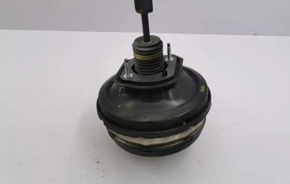 BMW 5 F10 F11 Brake booster 6796726