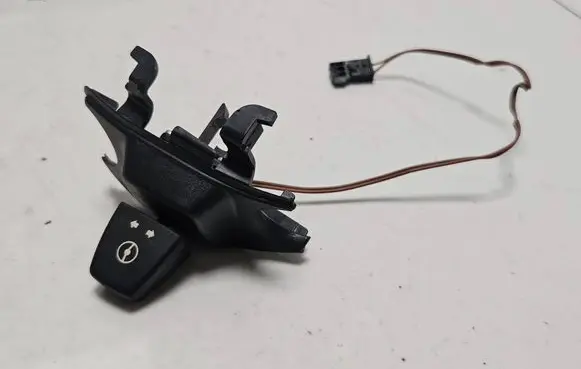 BMW X6 M Steering wheel adjustment switch 6966710