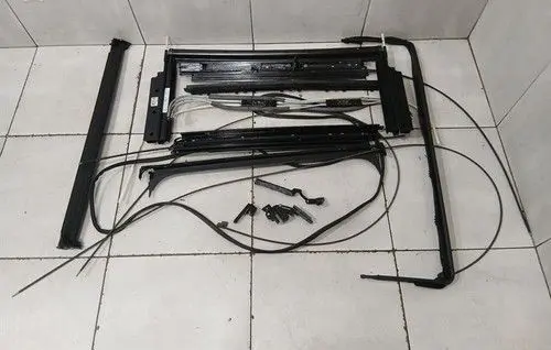 Mercedes-Benz C W205 Sunroof frame A2057800175