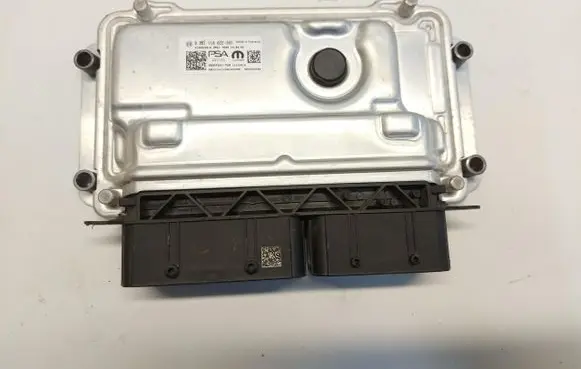 Peugeot 3008 III Engine control unit/module ECU 9864641780JLK01