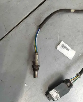 Volvo XC90 Lambda probe sensor 32203032