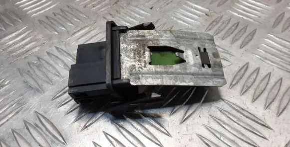 Volkswagen Golf III Heater blower motor/fan resistor 3131090050