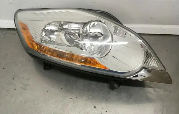 Ford Kuga I Headlight/headlamp 8V41-13W029-BG