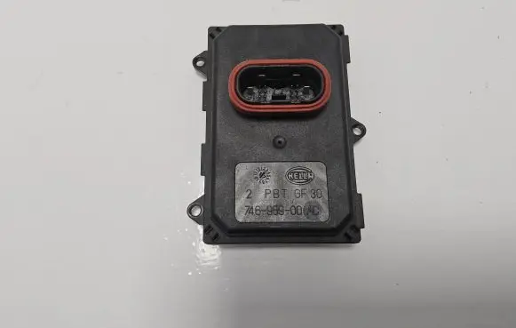 Audi Q3 8U Headlight ballast module Xenon 7PP941329M 5DF01011462