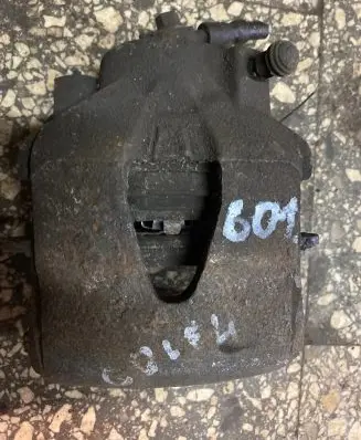 Volkswagen Golf IV Front brake caliper