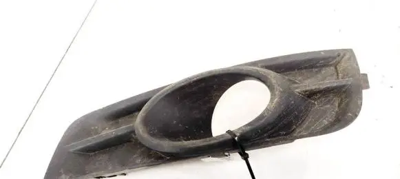 Chevrolet Cruze Front bumper lower grill