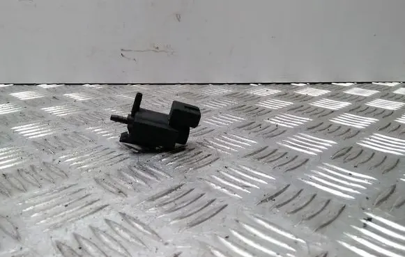 Opel Astra G Vacuum valve 90530039