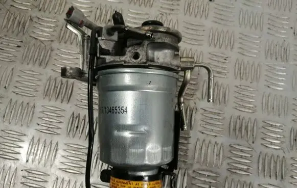 Toyota Verso Fuel filter bracket/mount holder 233800R061 2339026160