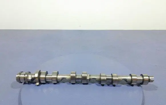 BMW M5 Camshaft 8600426