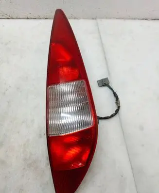 Ford Mondeo Mk III Rear/tail lights 1S7113404C TK248314