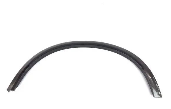 Volvo XC90 Front arch trim 674700132 39790600