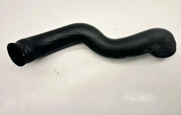 Volvo S60 Intercooler hose/pipe 30645937