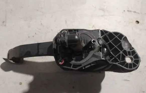 Clutch pedal