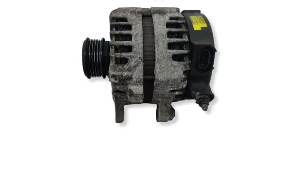 Hyundai ix35 Generator/alternator 2611067 373002A850 135V130A