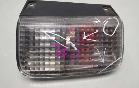 Opel Vivaro Rear fog light 2547313