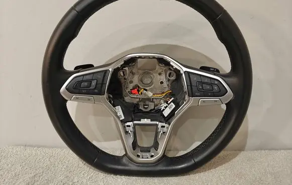 Volkswagen PASSAT B8 Steering wheel 5H0959542A