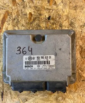 Volkswagen Golf IV Engine control unit/module 06A906018GM 0261206921 26SA6660