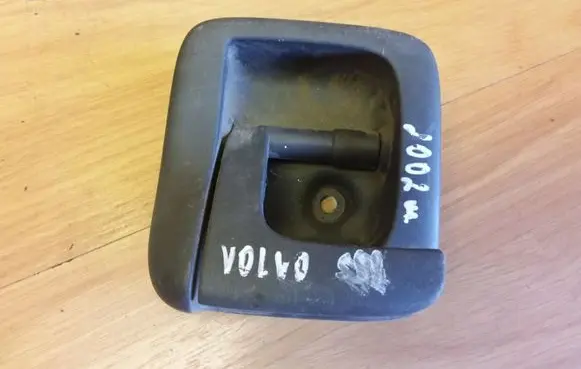 Volvo XC70 Engine bonnet (hood) release handle 30634787