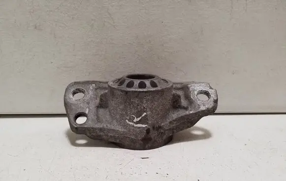 Audi TT TTS Mk2 Front shock absorber mounting bracket 3C0513353C