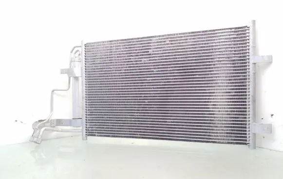 A/C cooling radiator (condenser)