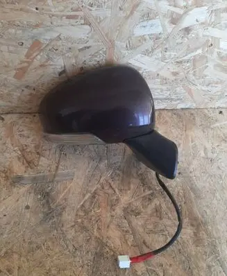 Toyota Verso-S Front door electric wing mirror