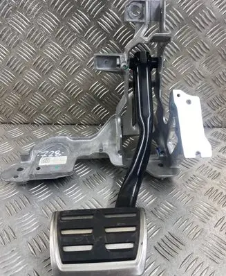 Audi A5 Brake pedal 8W1723117B