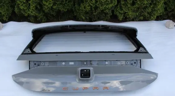 Cupra Born Tailgate/trunk/boot lid 10E827105