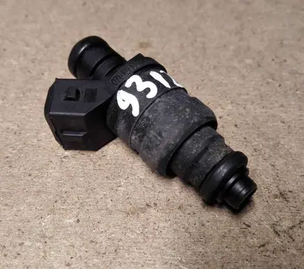 Audi A6 S6 C5 4B Fuel injector 078133551AC