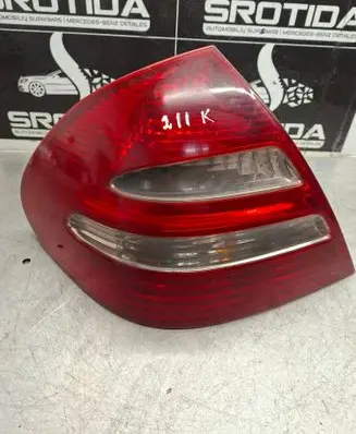 Mercedes-Benz E W211 Rear/tail lights 2118200364