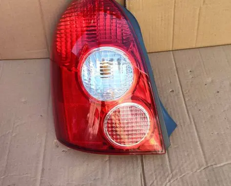 Mazda 323 F Rear/tail lights ba5r51150c