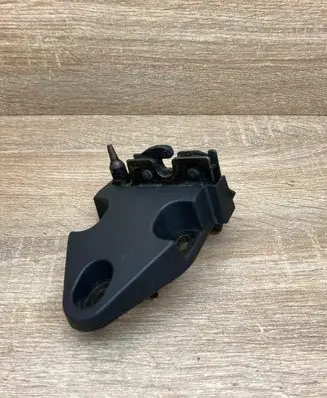Nissan Primastar Tailgate/trunk/boot lock/catch/latch 24473