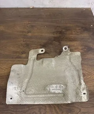 Exhaust heat shield