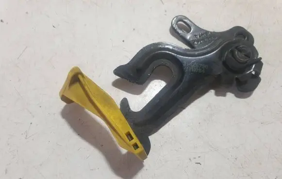 Volvo XC60 Engine bonnet/hood lock/catch 31425790 V17W084