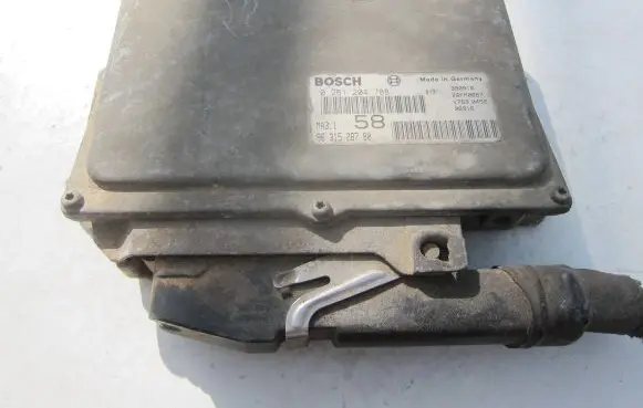 Peugeot 206 Engine control unit/module 9631528780 0261204788