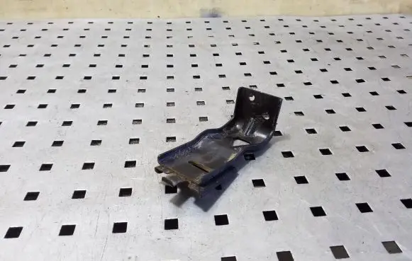 Honda CR-V Other engine bay part