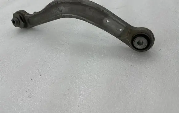 Mercedes-Benz C W204 Rear control arm 20407FI4 20407F11