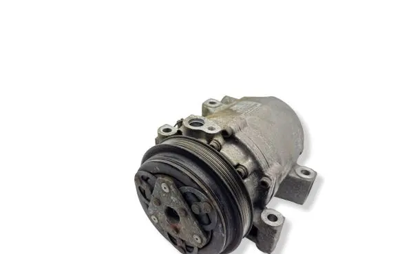 Subaru Forester SF Air conditioning (A/C) compressor (pump) 2F67045010
