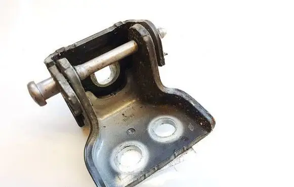 Engine bonnet/hood hinges