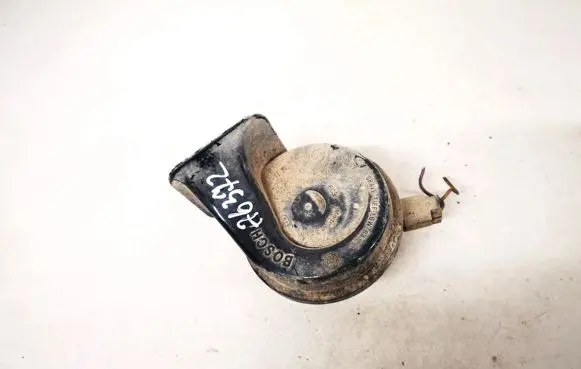 BMW 5 E39 Horn signal e9011157