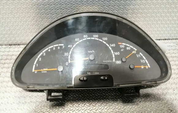 Mercedes-Benz Sprinter W901 W902 W903 W904 Speedometer (instrument cluster) A0004467121
