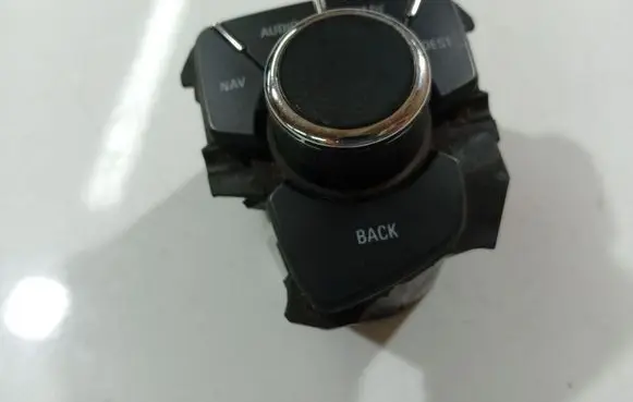 Opel Insignia A Multifunctional control switch/knob 13310070