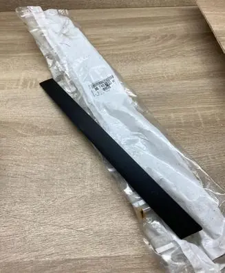 Peugeot 2008 I Front door window/glass frame 9674074980